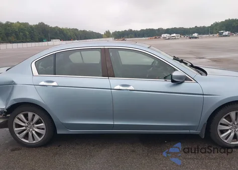 2011 Honda Accord 3.5 Ex-L z USA, uszkodzony, nr VIN 1HGCP3F87BA004973